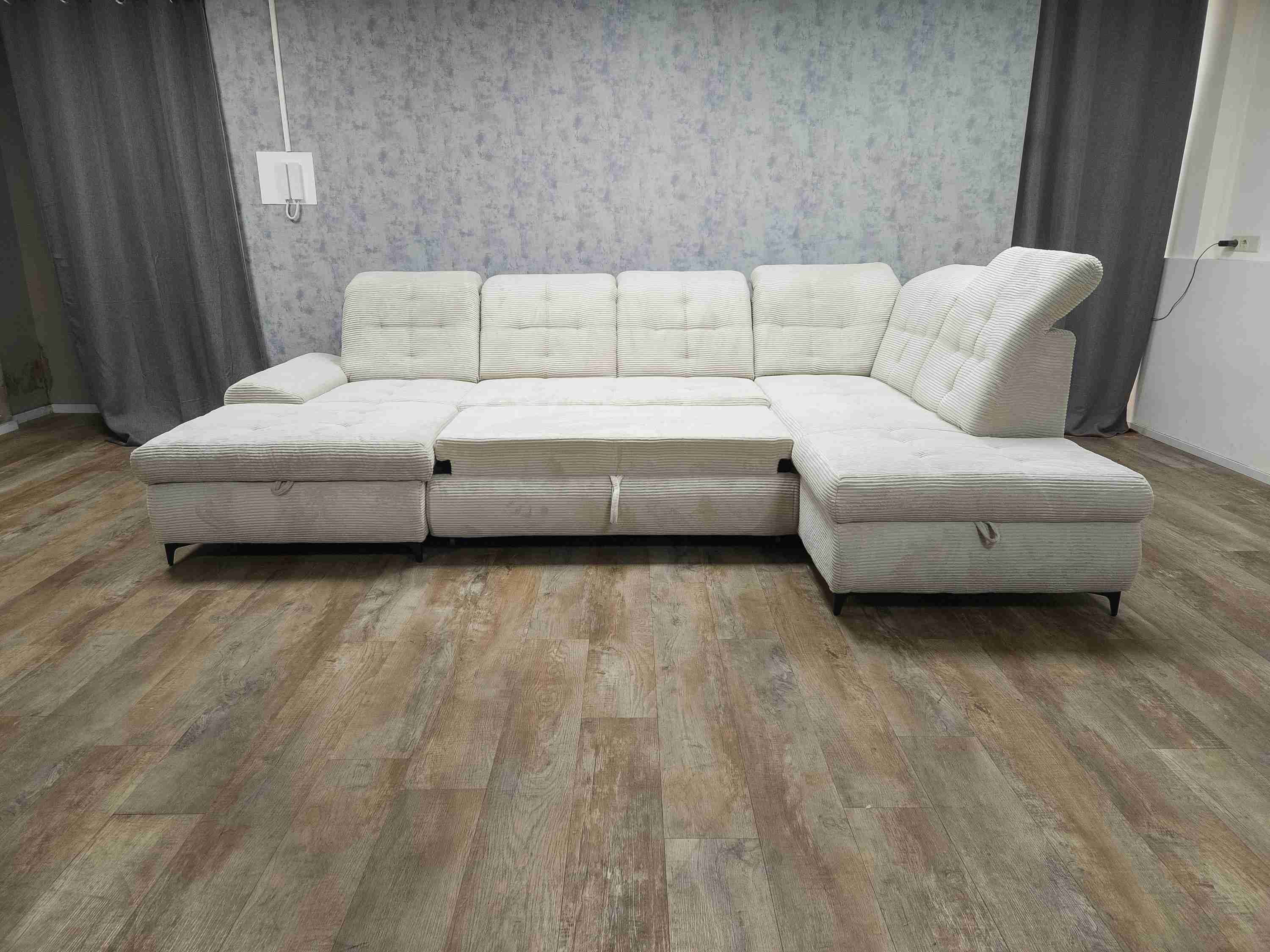 BELLA – BEIGE RIBSTOF U Bank (Rechts)